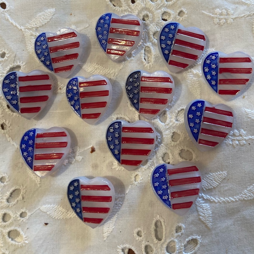 Vintage Buttons Glass Flag Hearts New Old Stock. Metal Shank 1 dozen 7/8”x 6/8”